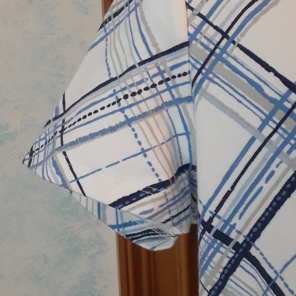 🦄 Short-sleeved tee,  white with pattern,  M - Picture 3 of 7